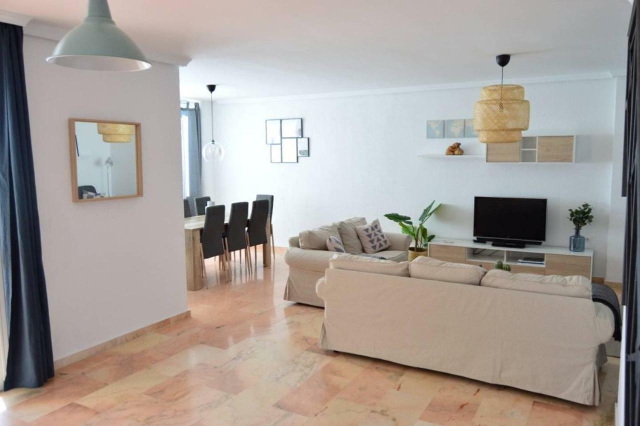 Duplex Con Impresionantes Vistas Al Mar Lejlighed Benalmádena Eksteriør billede