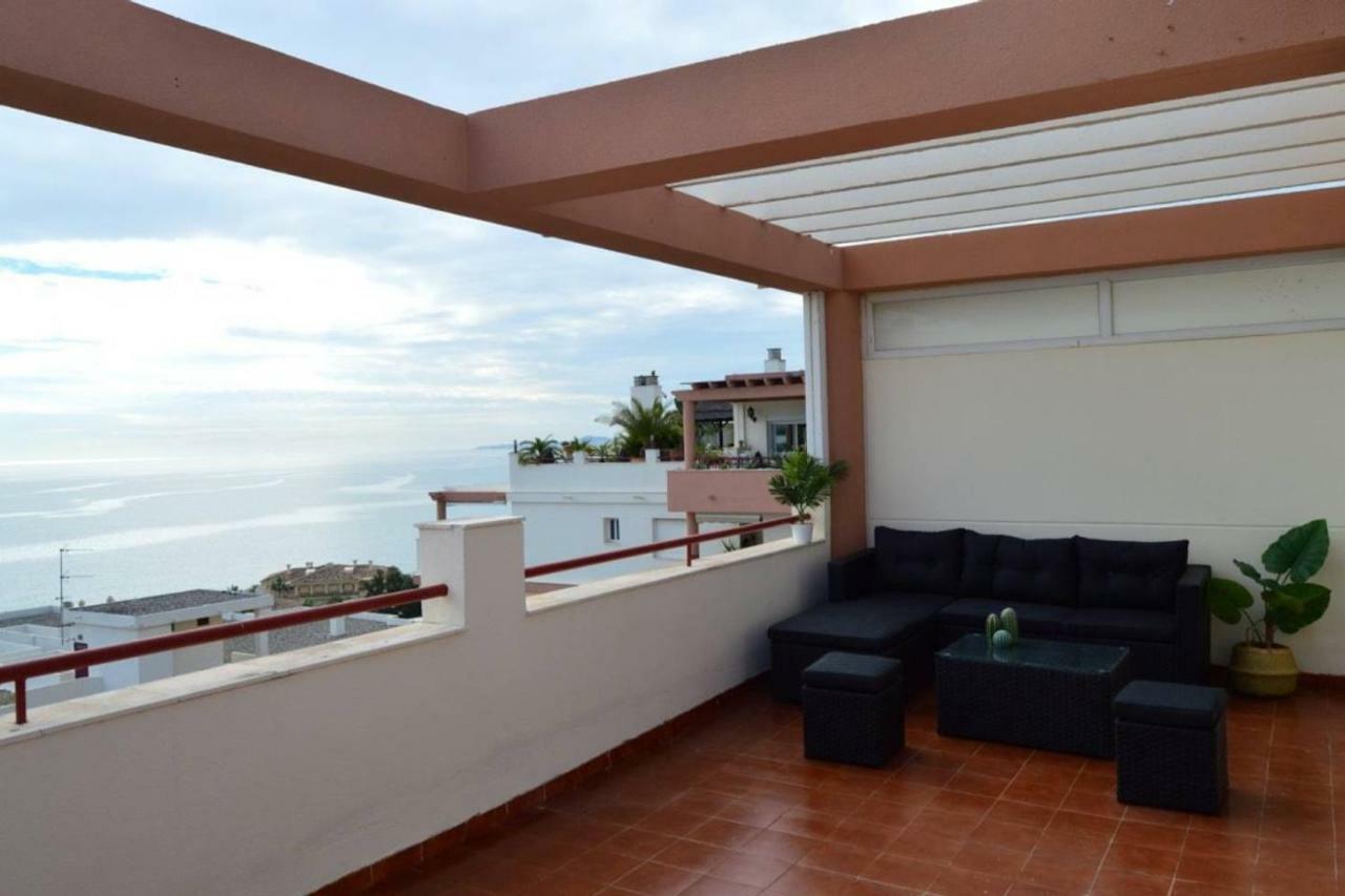 Duplex Con Impresionantes Vistas Al Mar Lejlighed Benalmádena Eksteriør billede